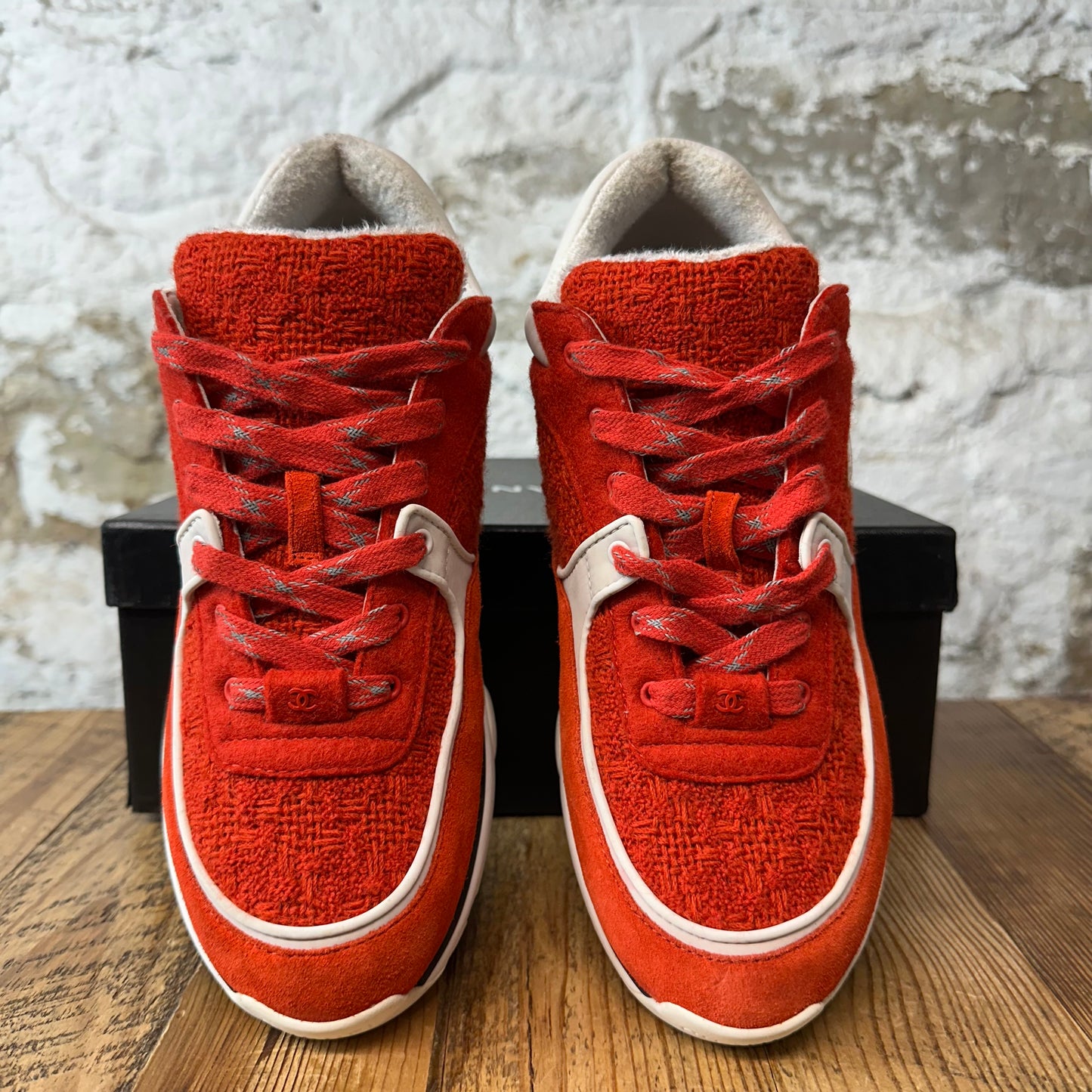 Chanel White CC Red Tweed Trainer Sneaker Sz 8 (41)
