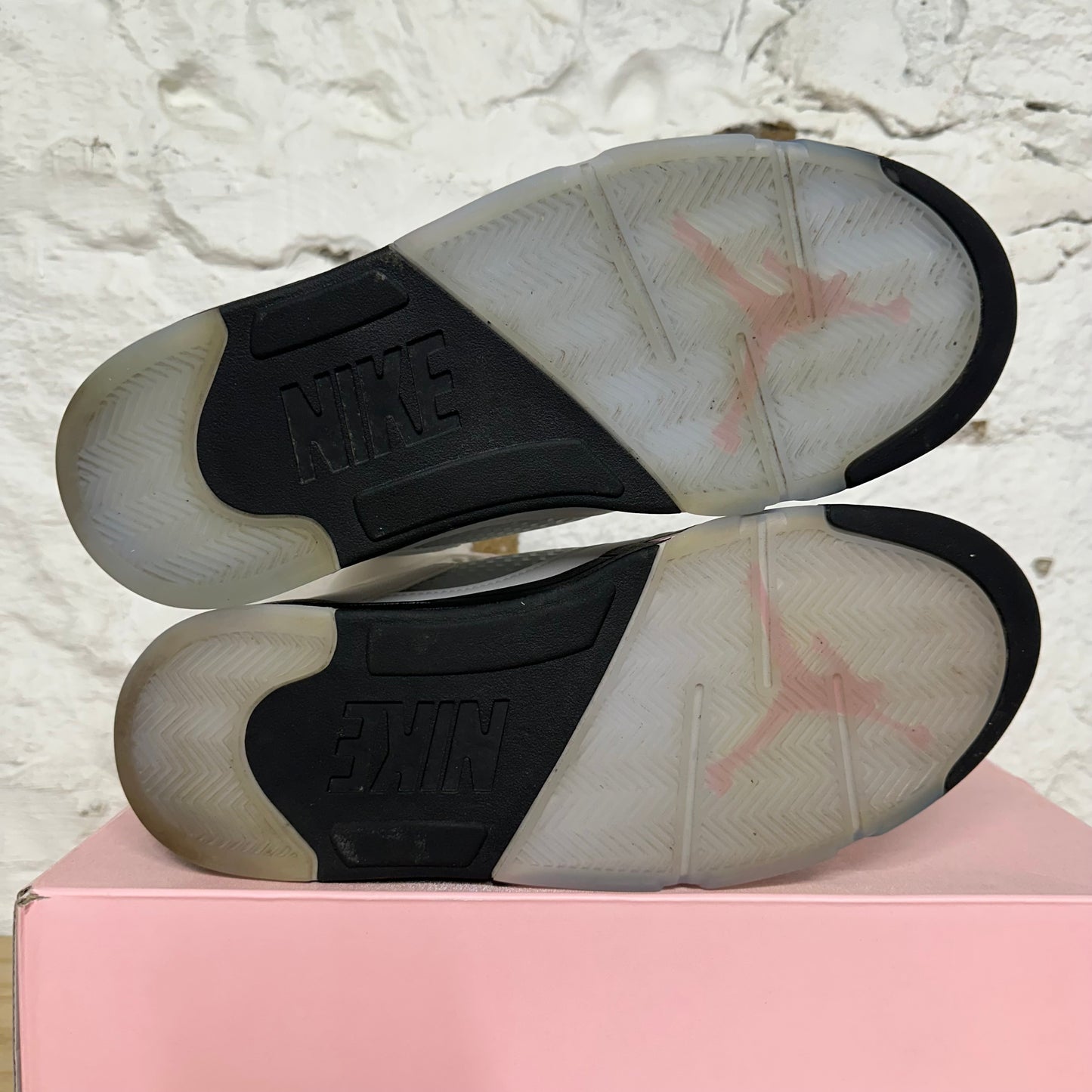 Air Jordan 5 Medium Soft Pink Sz 11.5