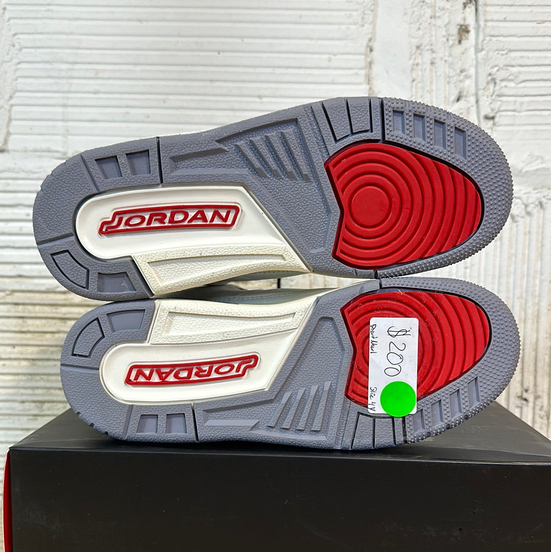 Air Jordan 3 Reimagined Sz 4Y DS