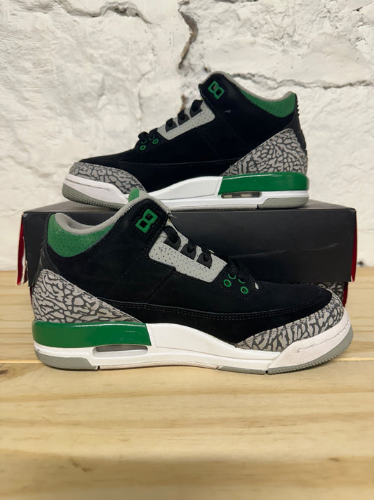Air Jordan 3 Pine Green Sz 6Y