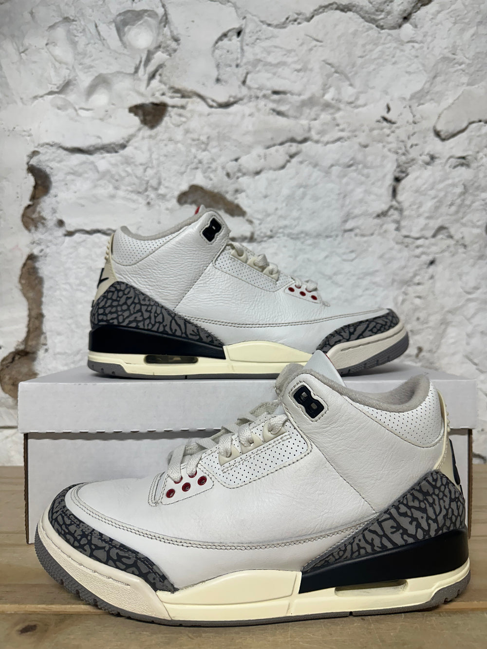 Air Jordan 3 White Cement Reimagined Sz 8.5