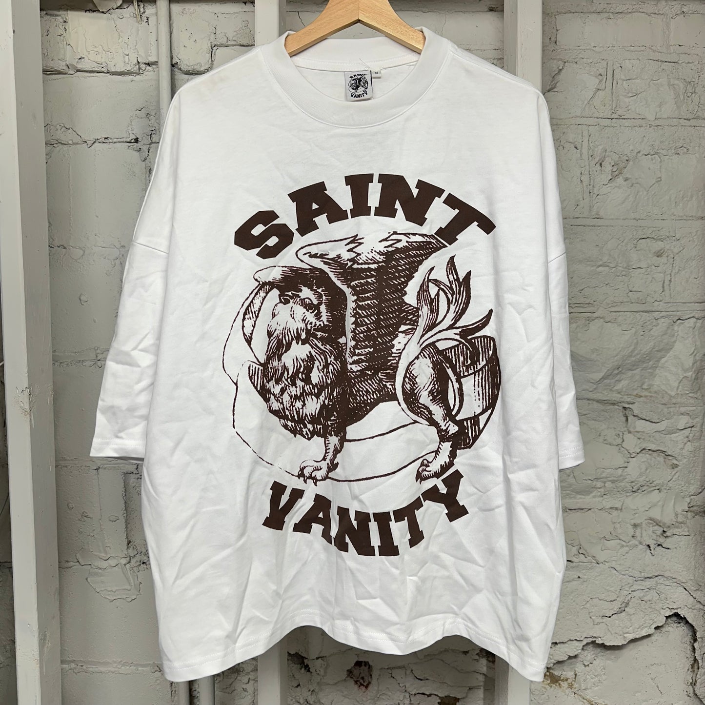 Saint Vanity Brown Griffin White T-Shirt Sz M