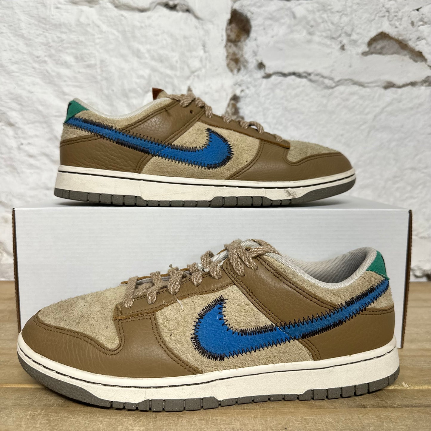 Nike Dunk Low size? Dark Driftwood Sz 9.5