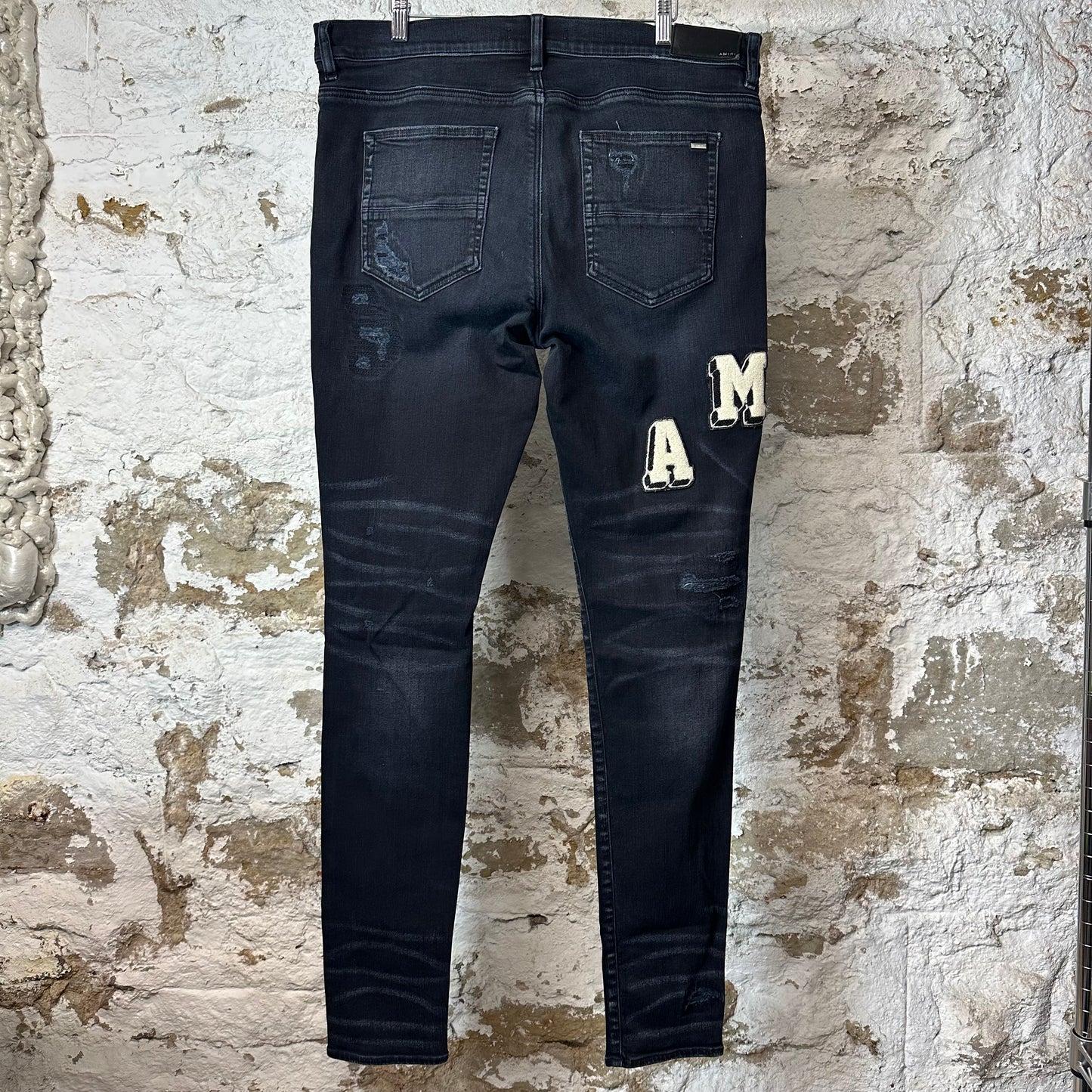Amiri Varsity Felt Spell Distressed Denim Jeans Sz 36