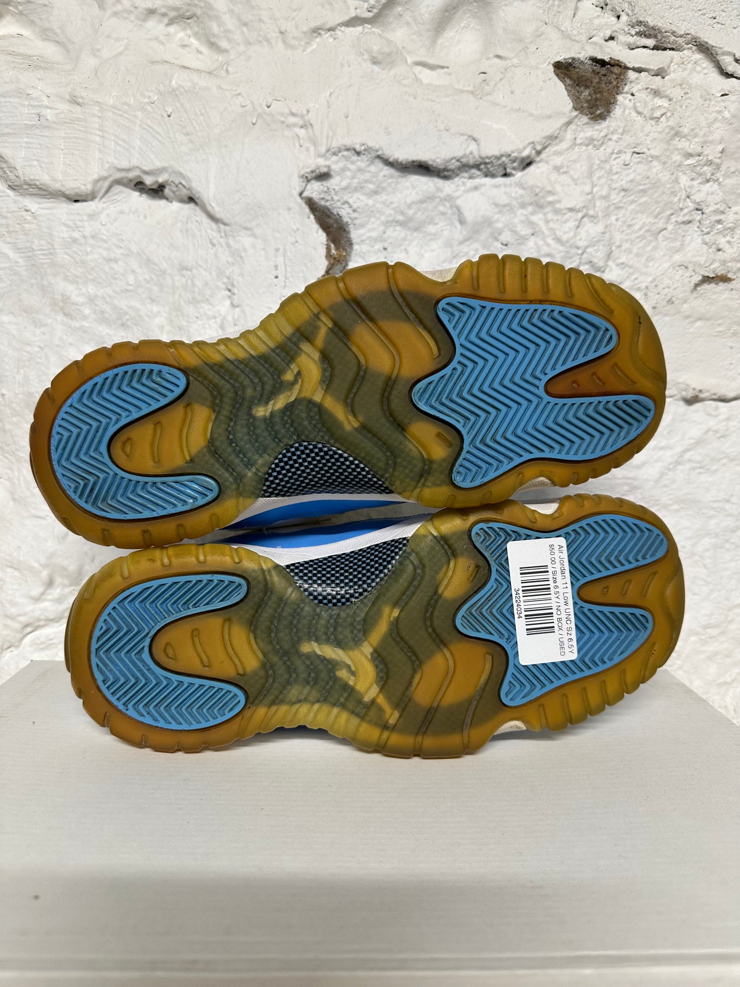 Air Jordan 11 Low UNC Sz 6.5Y