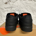 Nike SB Dunk Low Triple Black Sz 9 DS