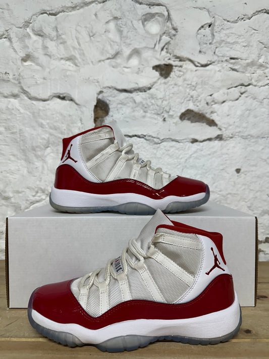 Air Jordan 11 Cherry Sz 4.5Y