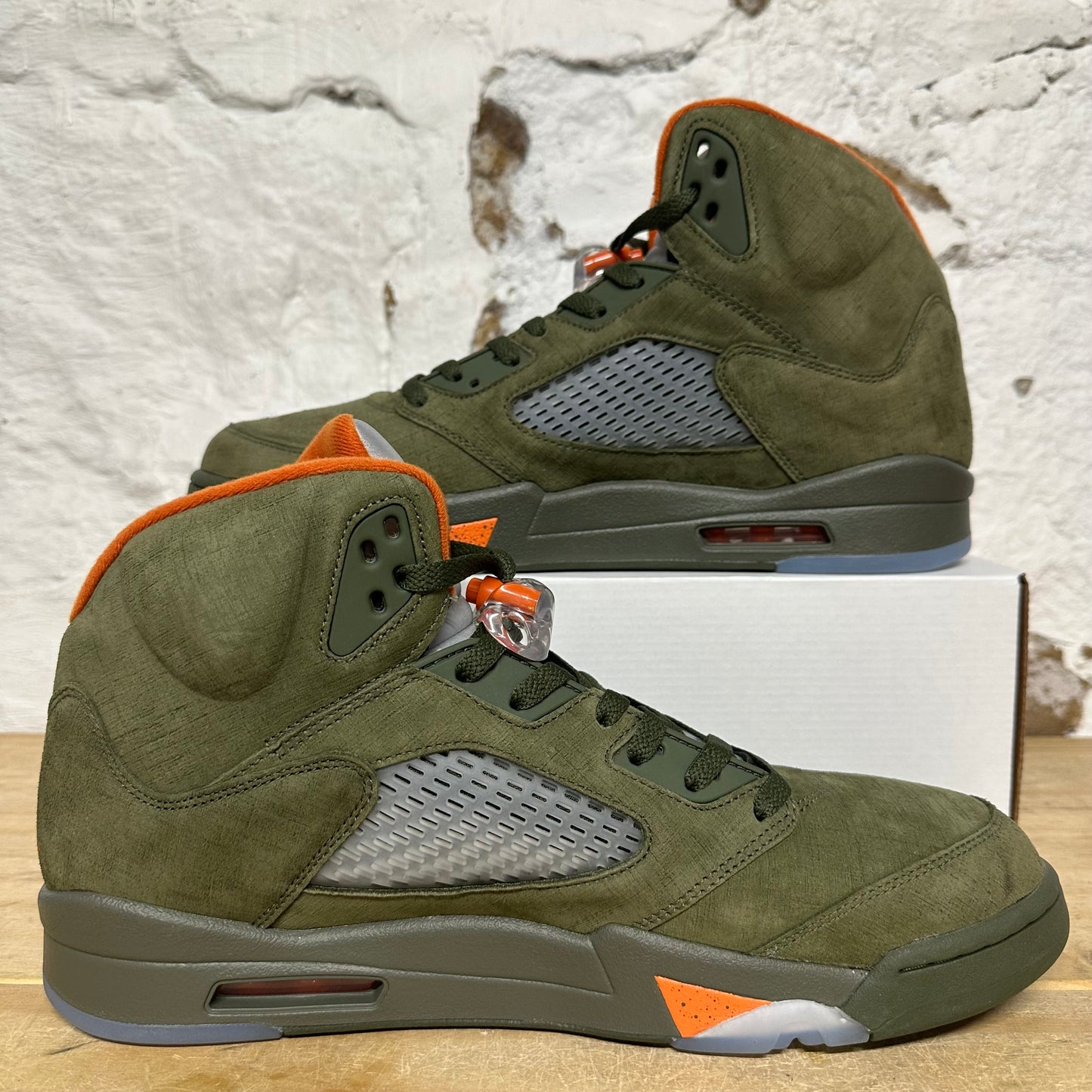 Air Jordan 5 Olive (2024) Sz 14 DS