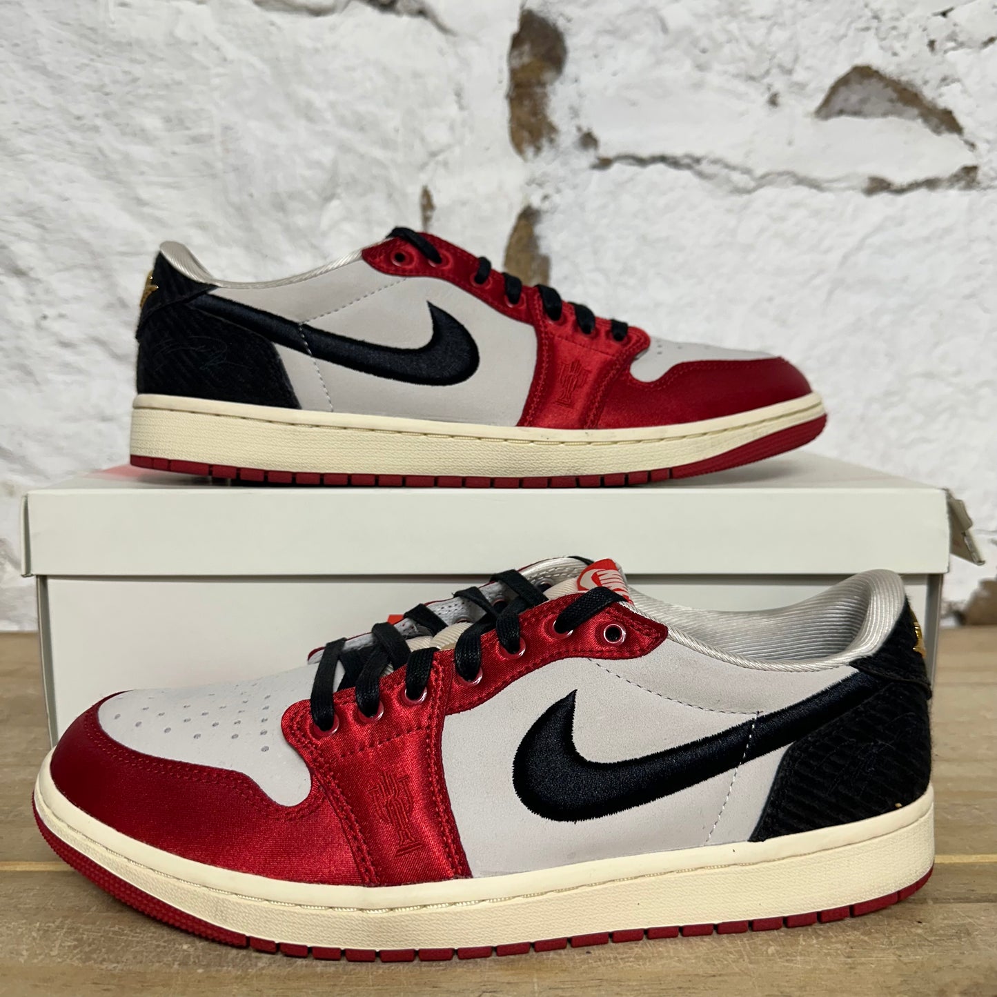 Air Jordan 1 Low Trophy Room Rookie Card Away Sz 10.5