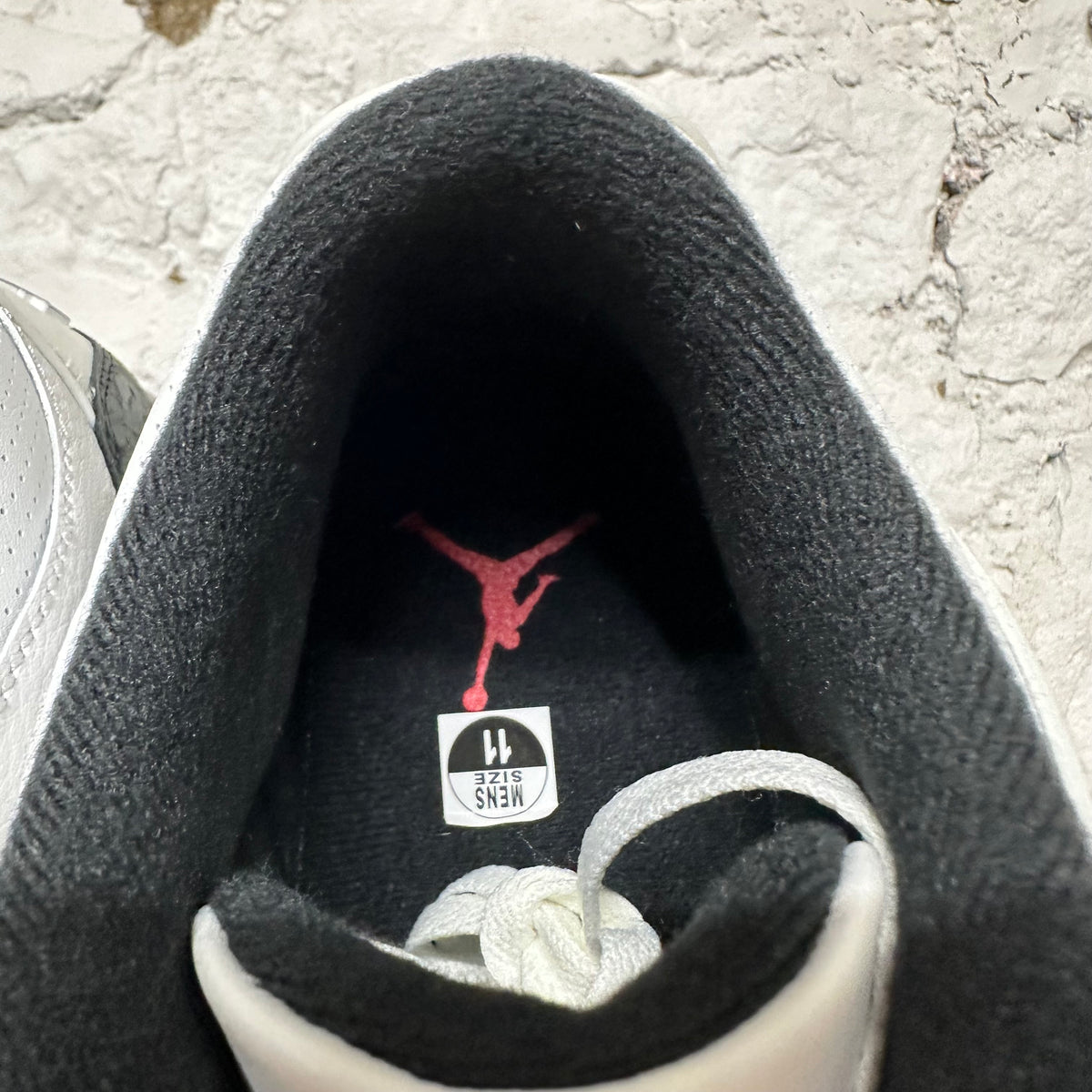 Air Jordan 3 Cement Grey Sz 11 DS