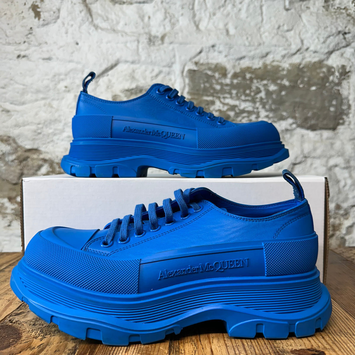 Alexander McQueen Low Blue Tread Boot Sz 7 (40)
