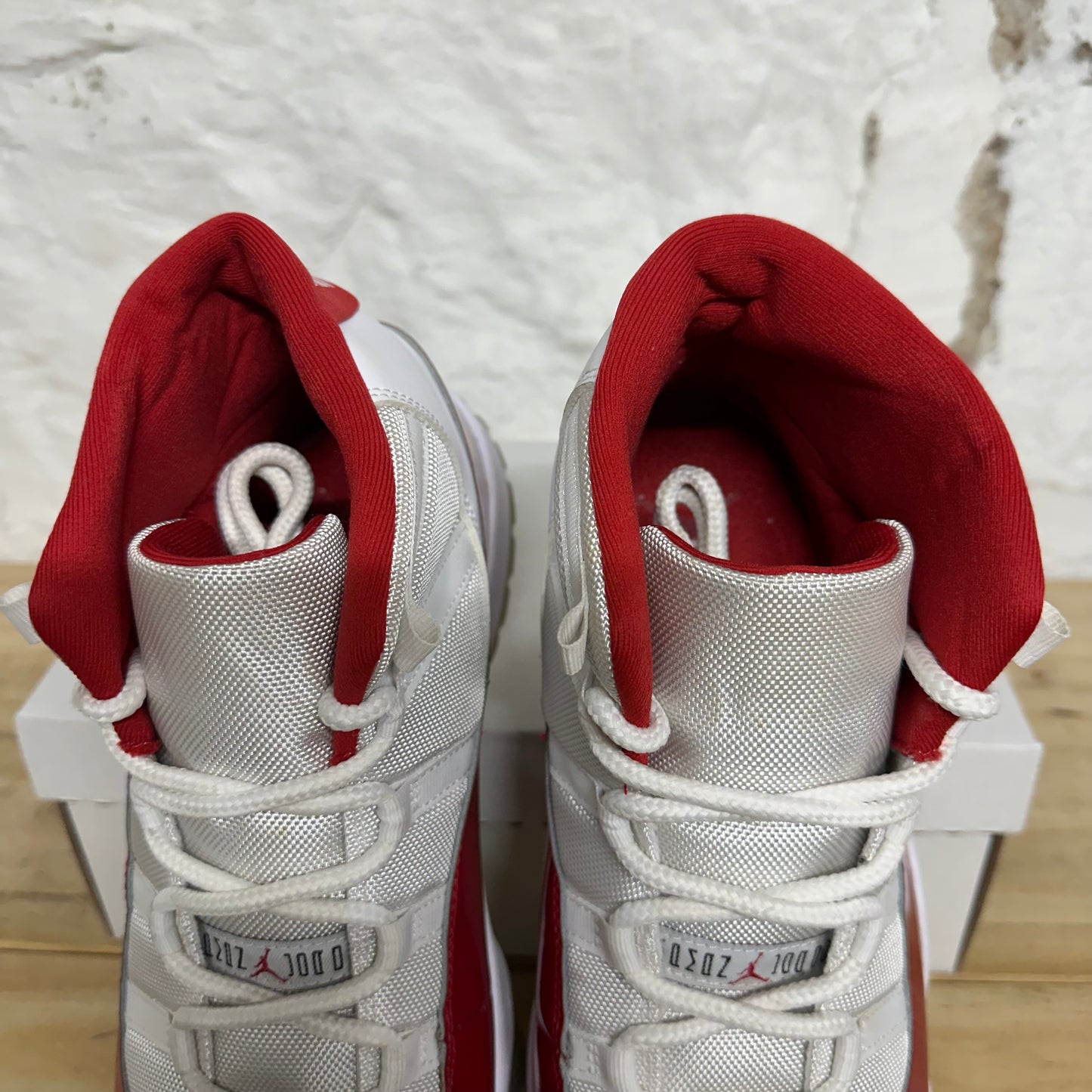 Air Jordan 11 High Cherry Sz 14