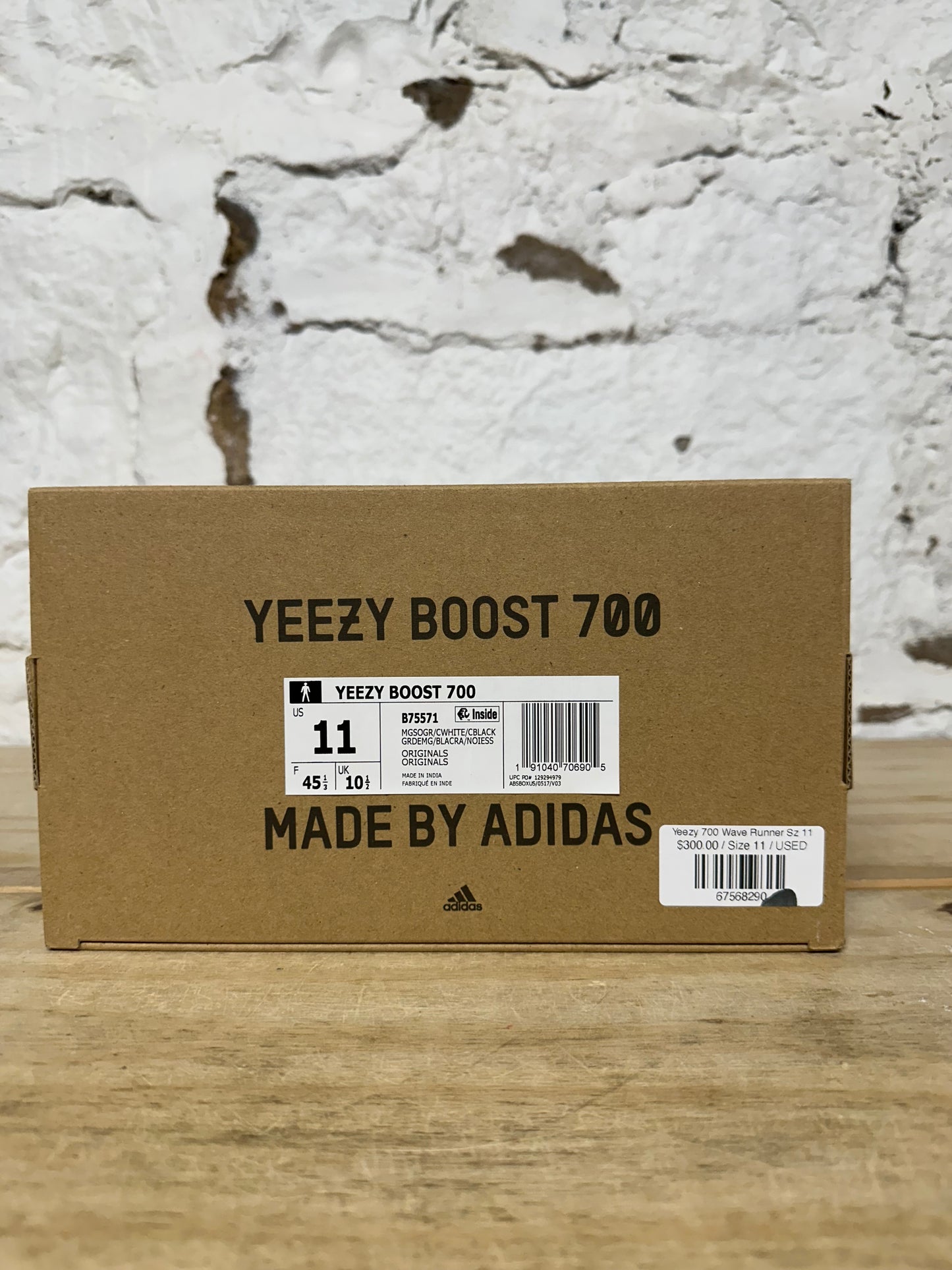 Yeezy 700 Wave Runner Sz 11