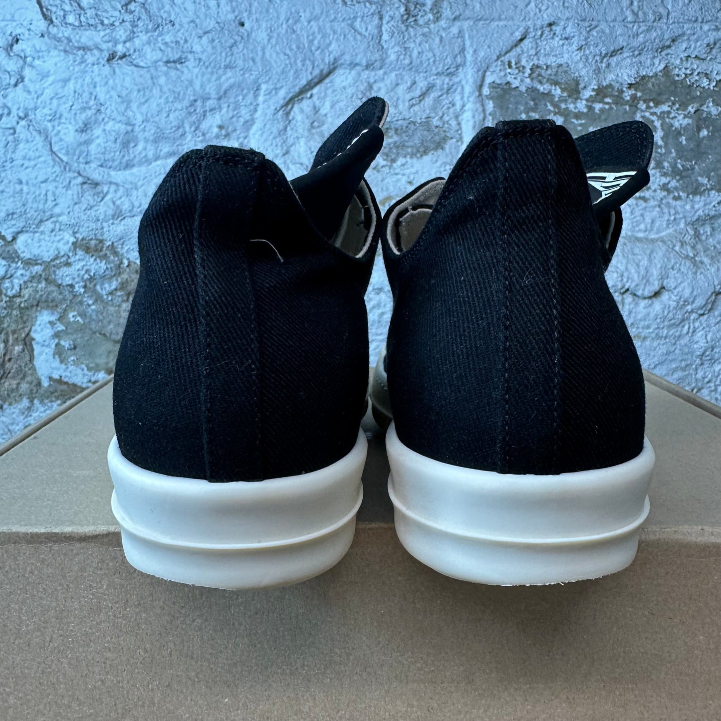 Rick Owens Hollywood Black Milk Sneaker Sz 8 (41)
