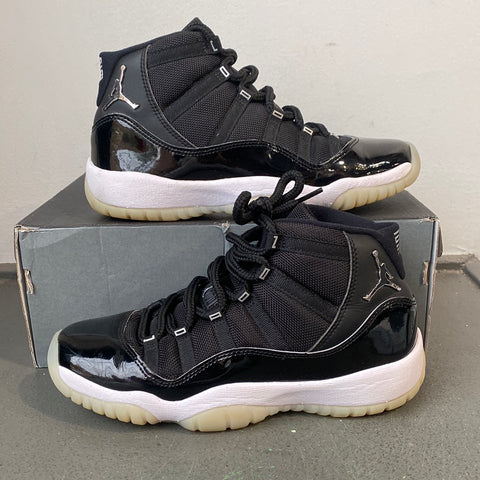 Air Jordan 11 Jubilee Size 6.5Y