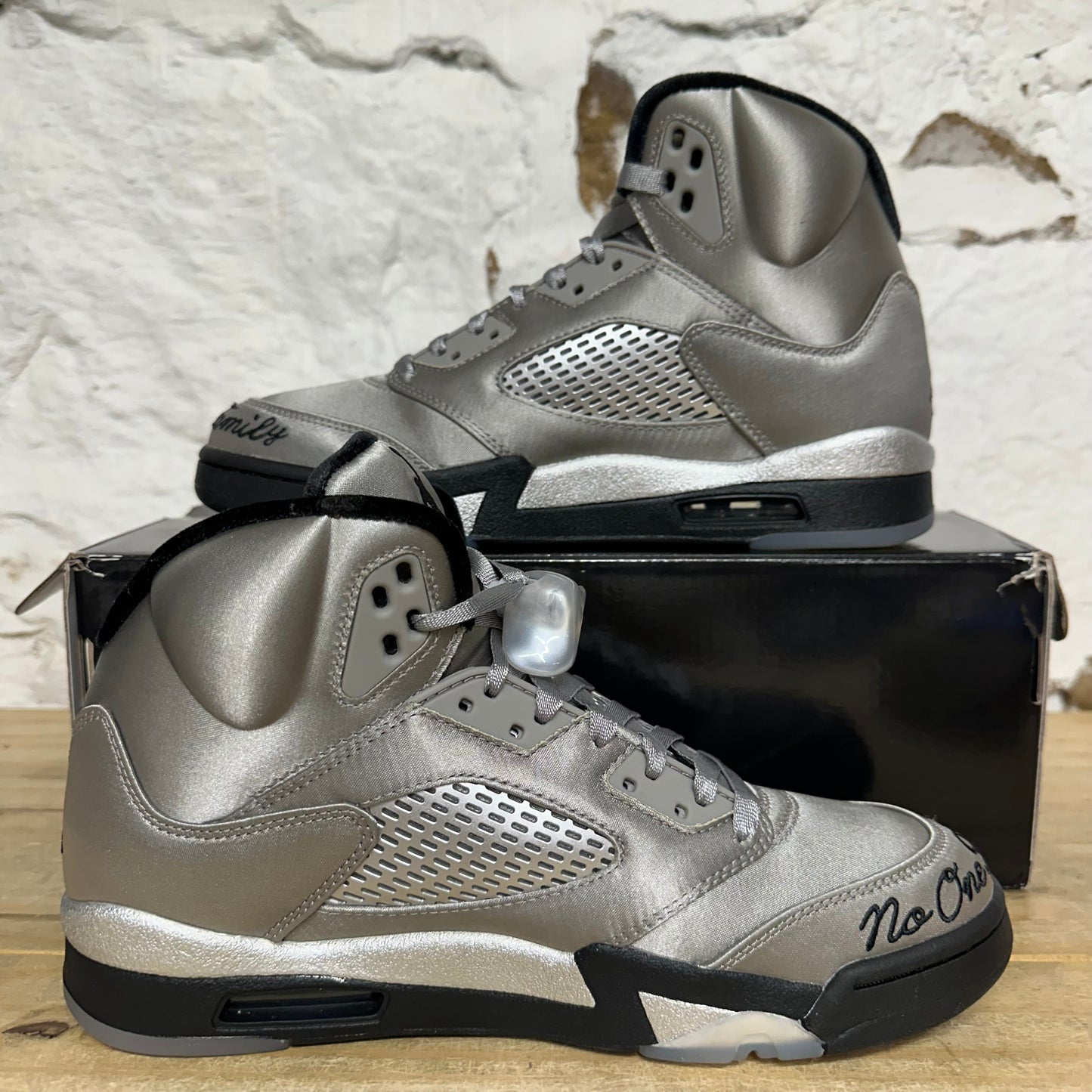 Air Jordan 5 Wings Sz 8.5 (10W)  DS