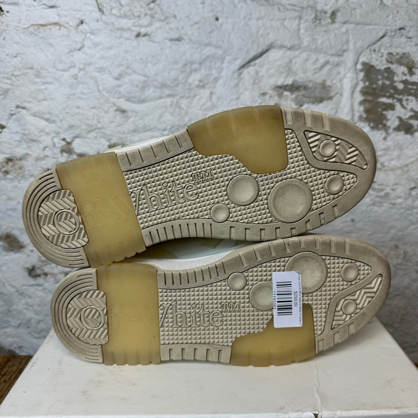 Off White Out Of Office Natural White Sneaker Sz 11 (44)