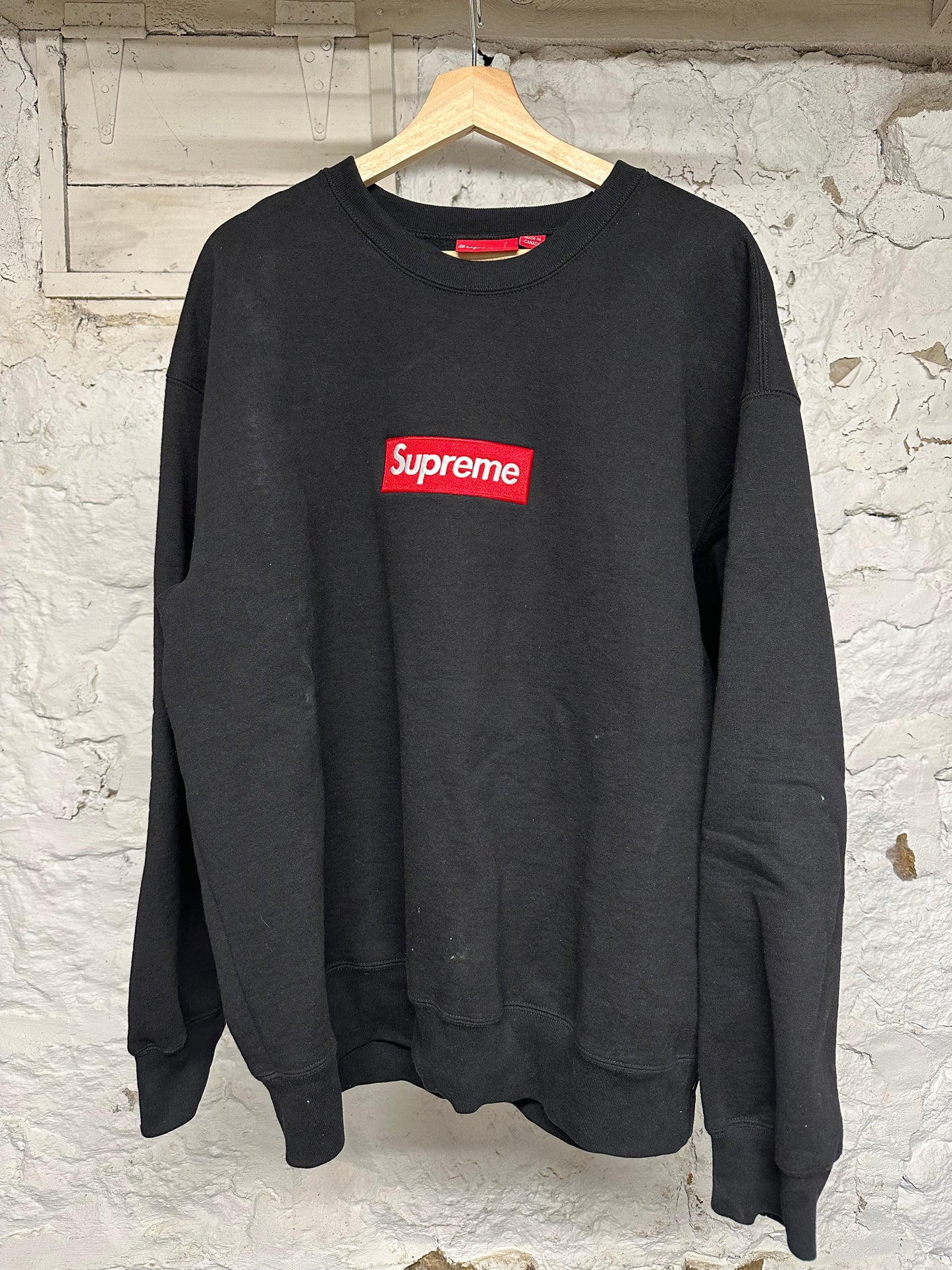Supreme Red Box Logo Black Crewneck Sz XL
