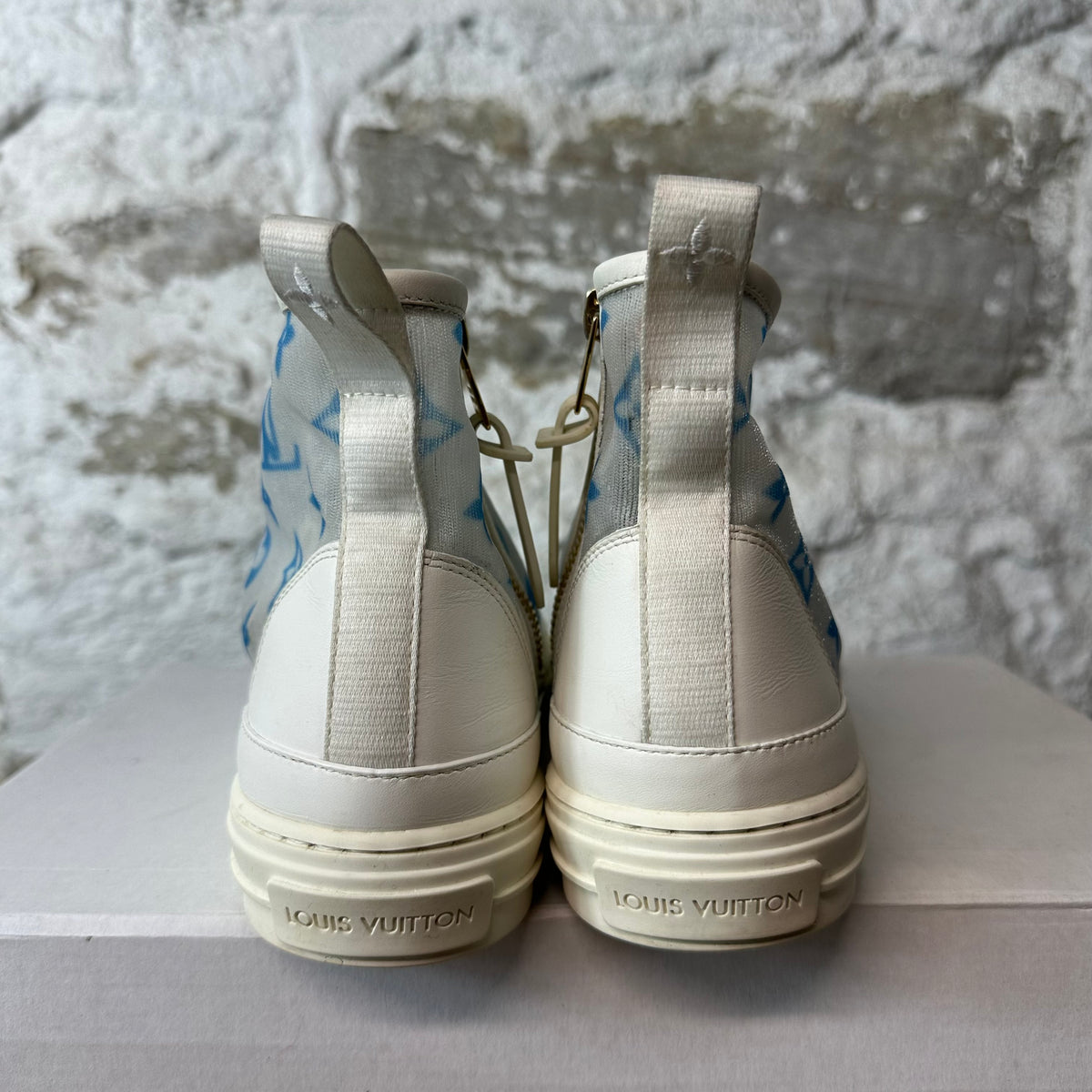 Louis Vuitton High Stellar Blue Monogram White Sneaker Sz 5 (37)