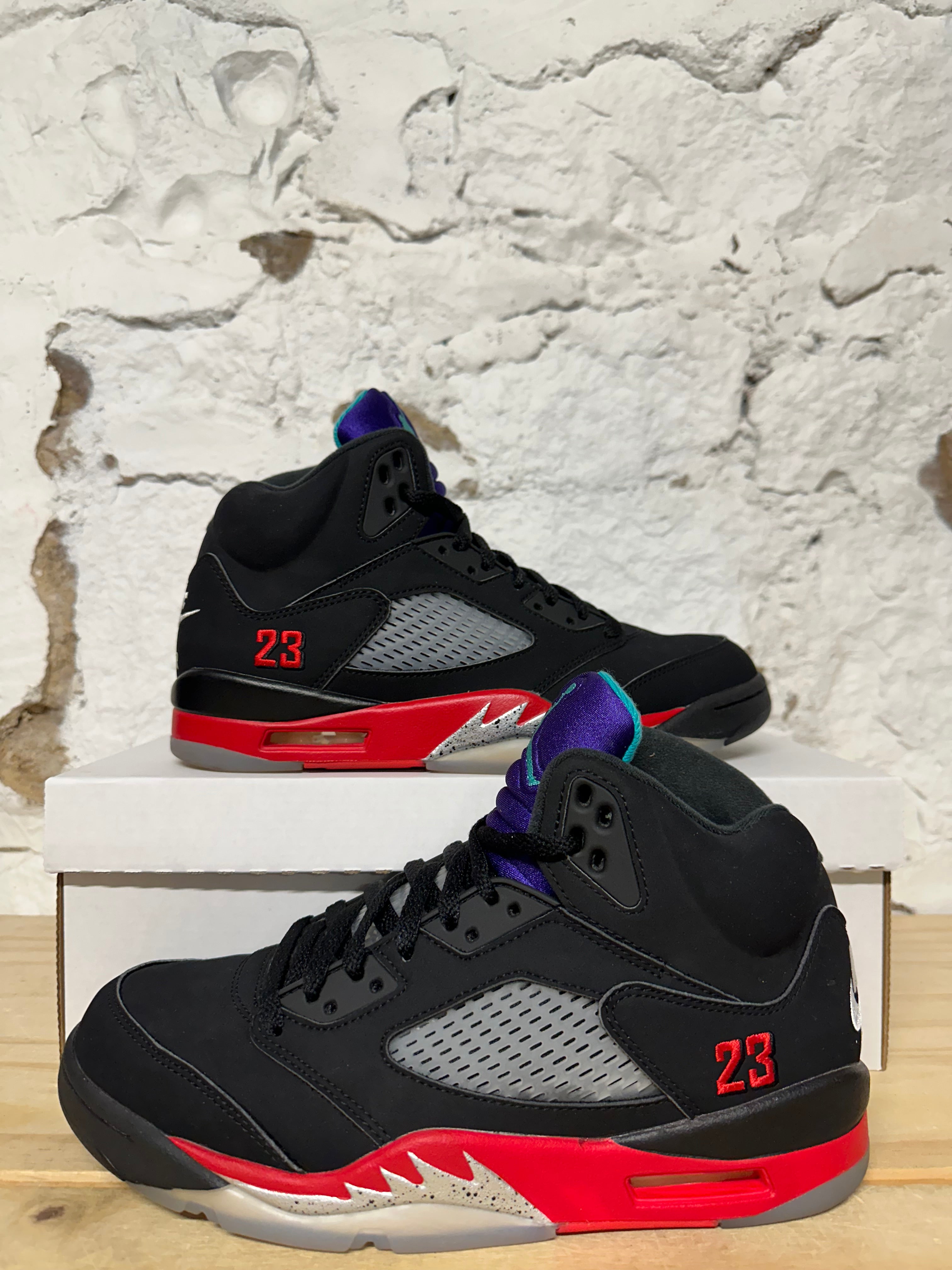 Air Jordan 5 Top 3 Sz 8.5