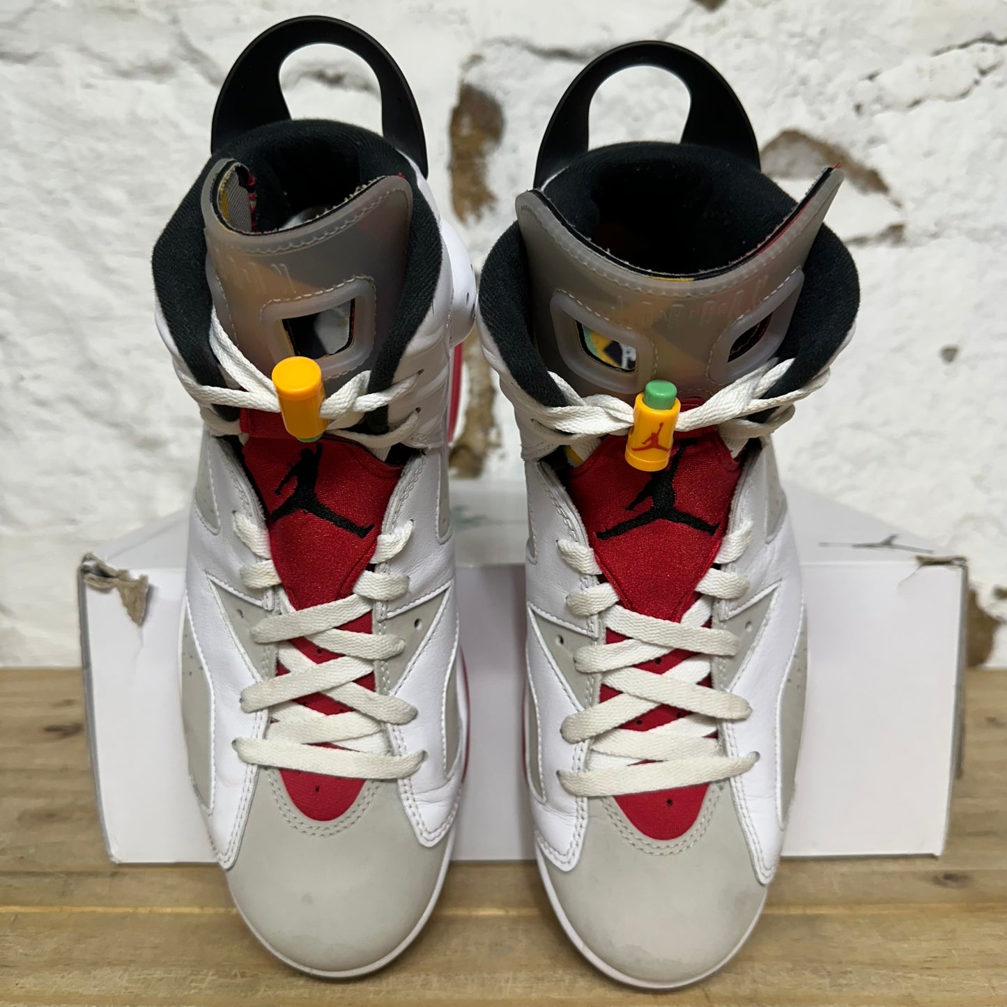 Air Jordan 6 Hare Sz 9