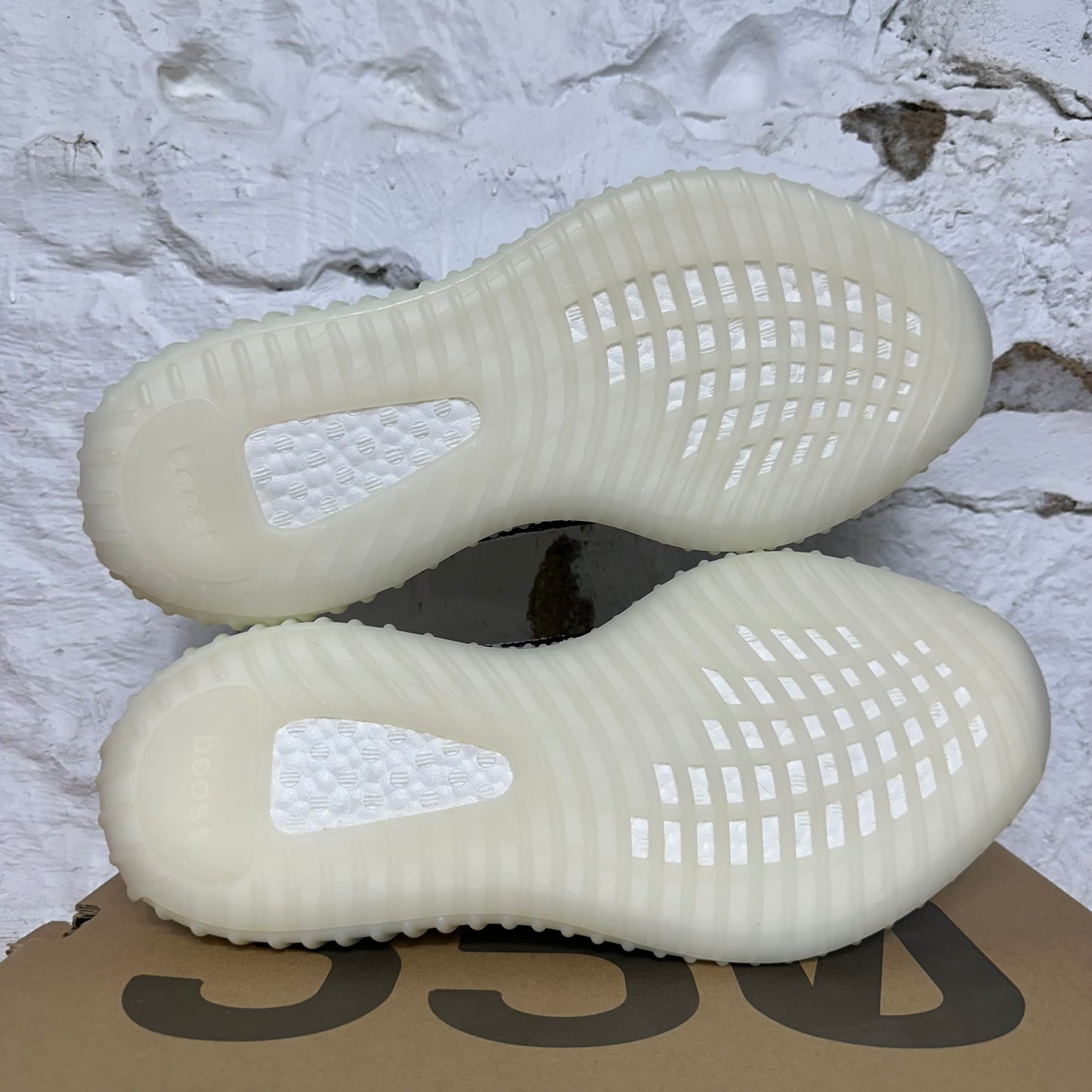 Yeezy 350 V2 Zebra Sz 11 DS