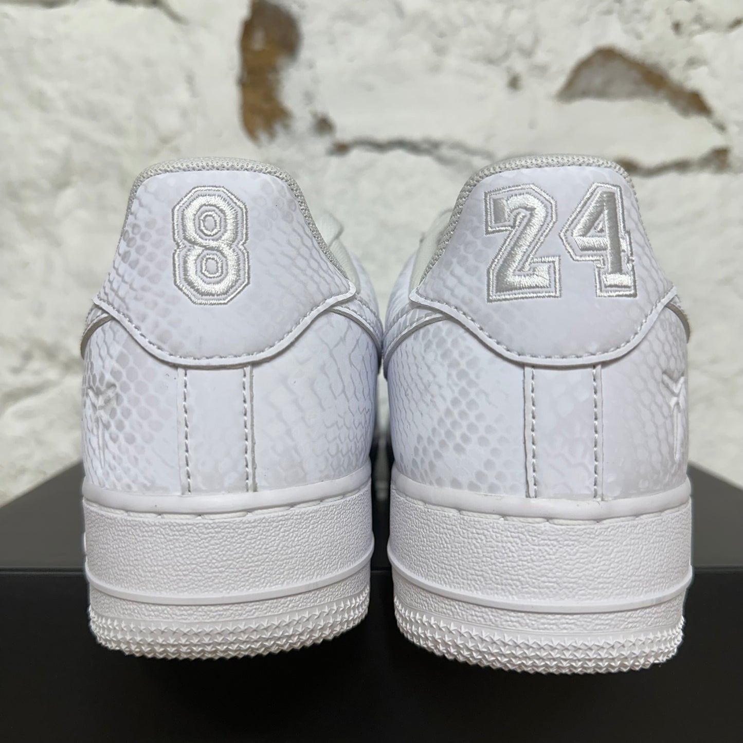 Nike Air Force 1 Low Kobe Bryant Forever White Sz 8.5 DS