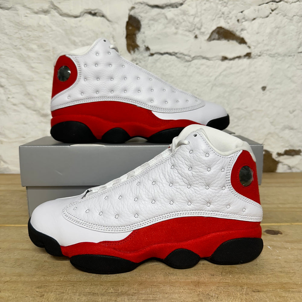 Air Jordan 13 Chicago (2026) Sz 8.5 DS