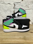 Air Jordan 1 Mid Pastel Black Toe Sz 6.5Y