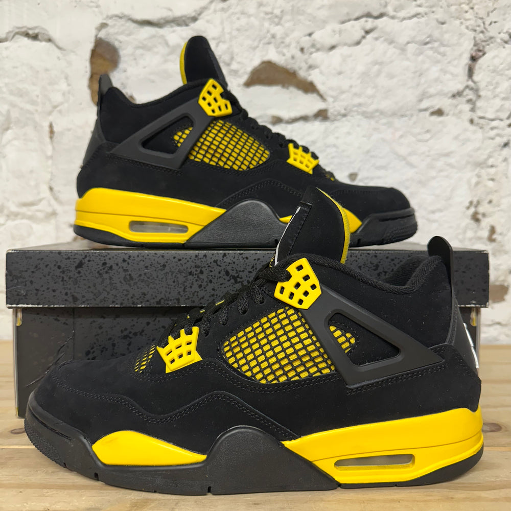 Air Jordan 4 Thunder (2023) Sz 9.5