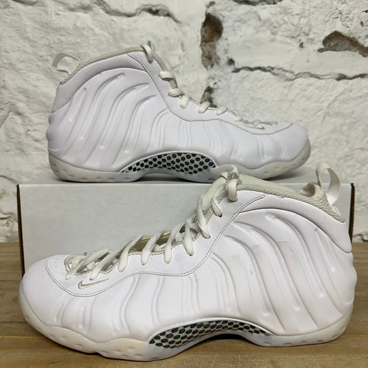 Nike Air Foamposite One Triple White Sz 10.5