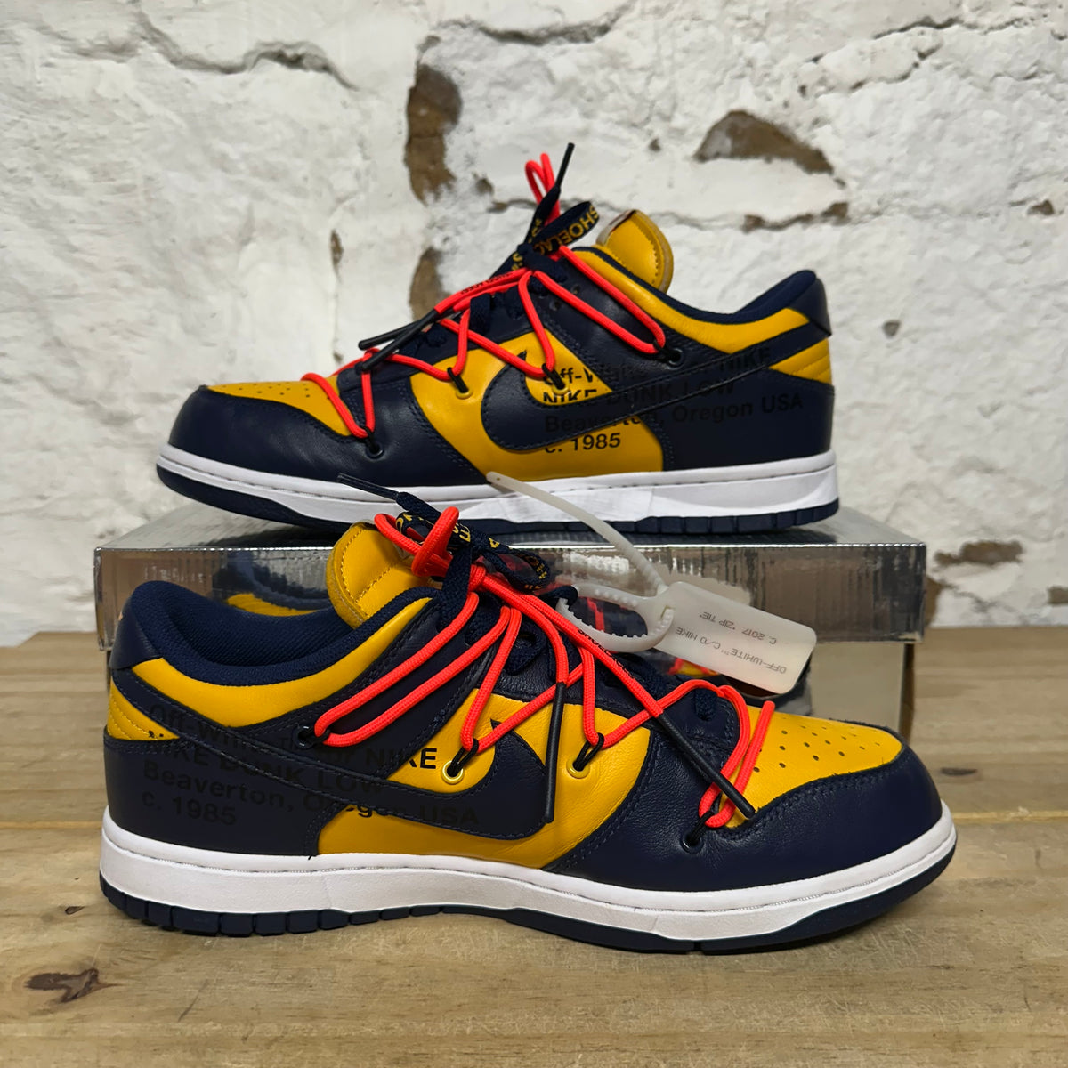 Nike Dunk Low Off-White University Gold Sz 11