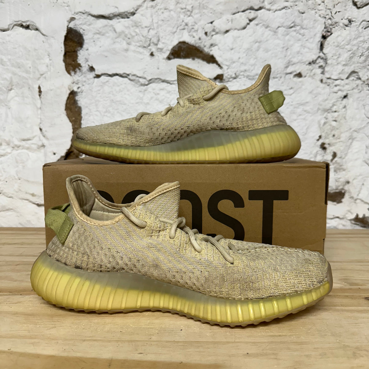Yeezy 350 V2 Flax Sz 10