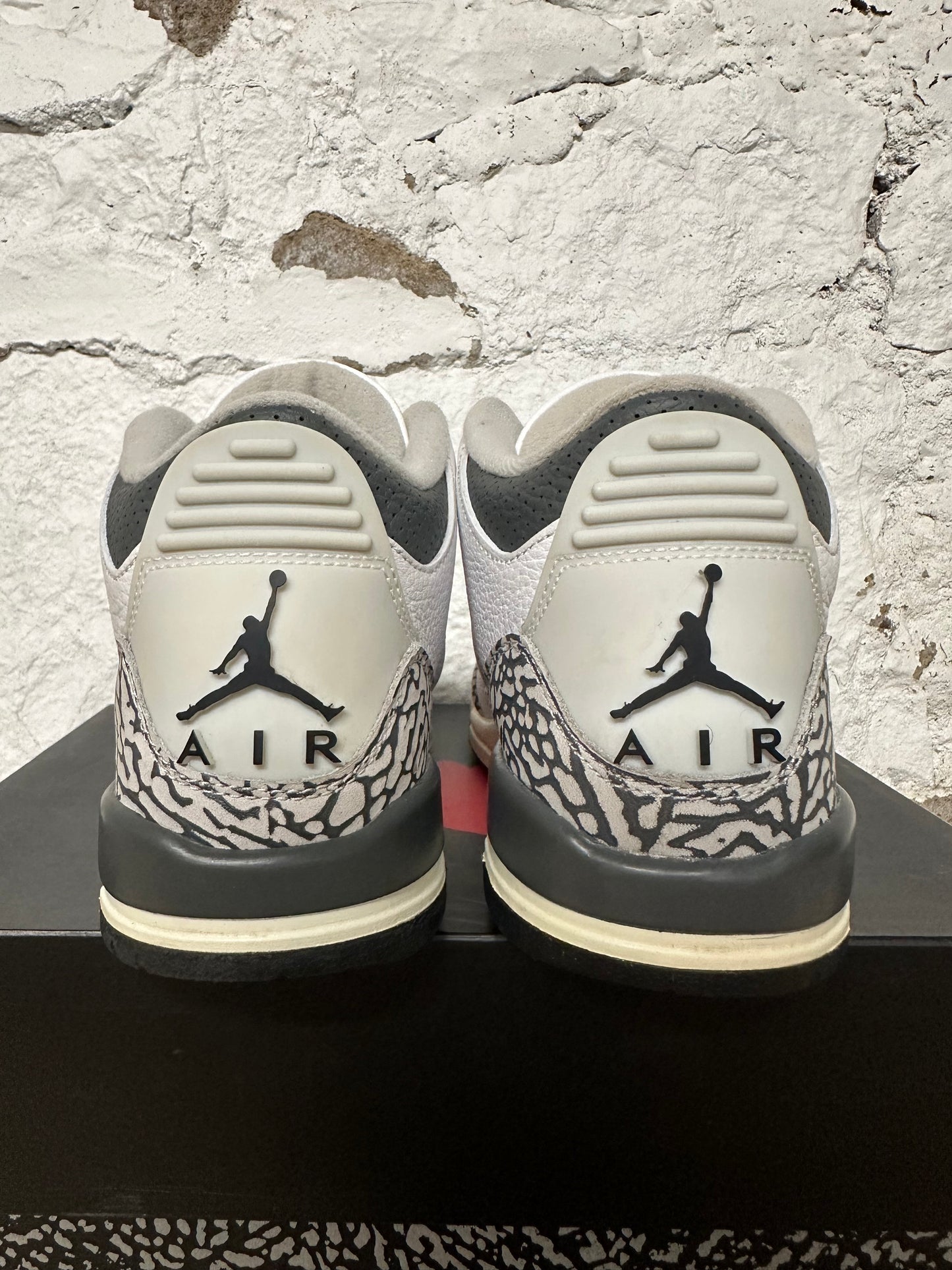 Air Jordan 3 Hide N Sneak Sz 6.5Y