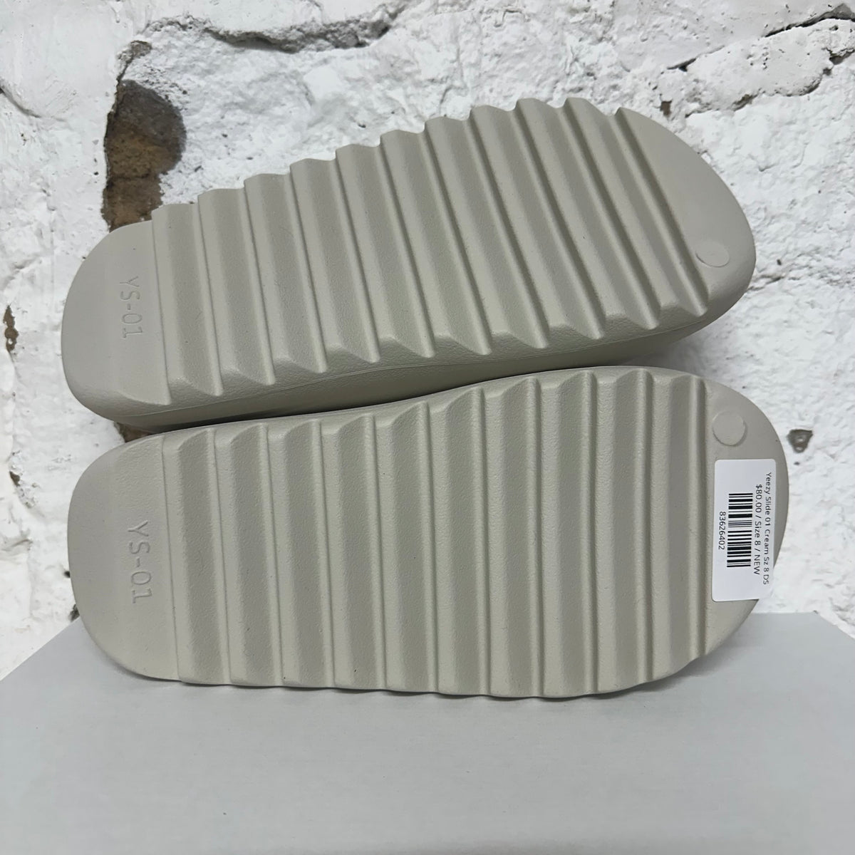 Yeezy Slide 01 Cream Sz 8 DS