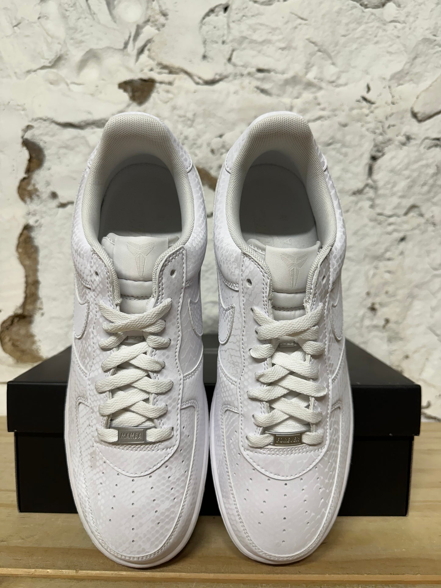 Nike Air Force 1 Low Kobe Bryant Forever White Sz 11 DS