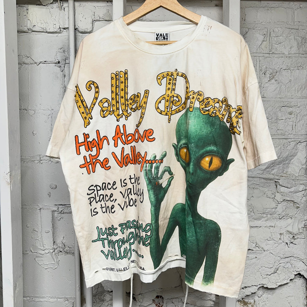 Vale Alien Passing Through Cream T-Shirt Sz L
