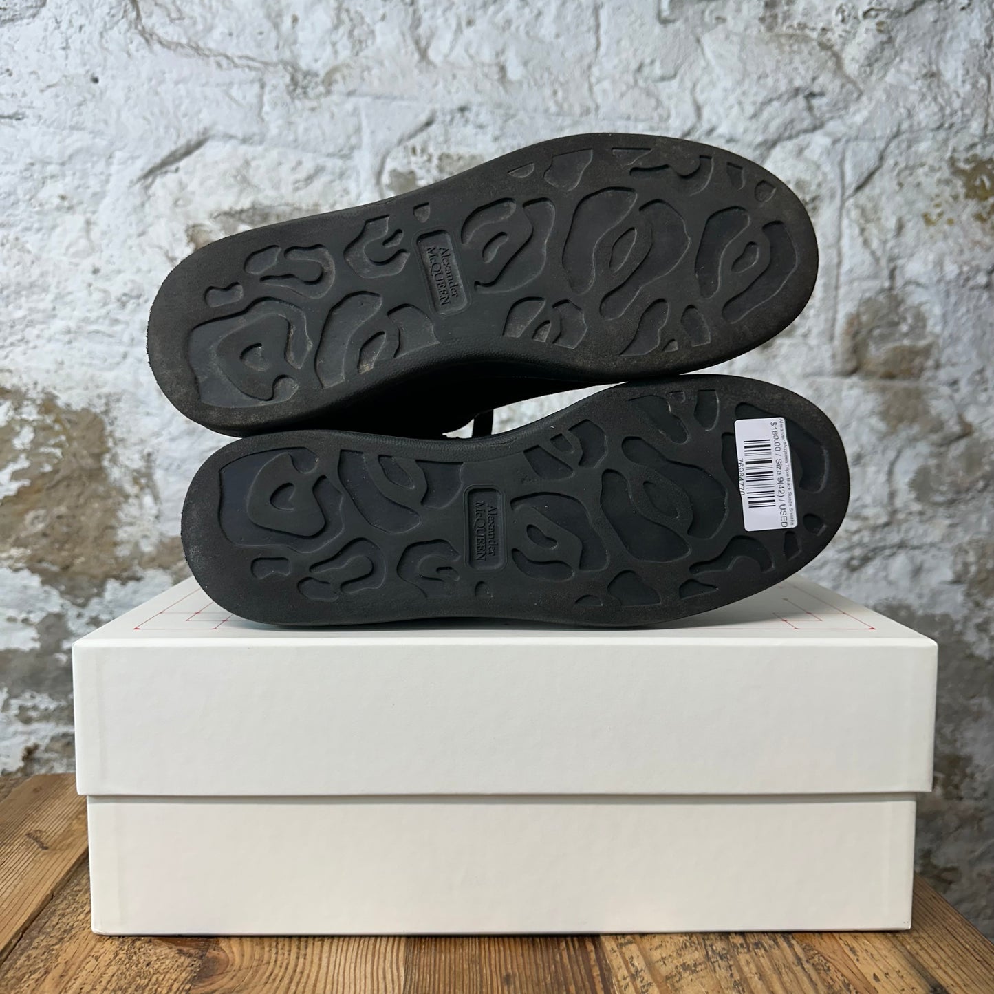 Alexander Mcqueen Triple Black Suede Sneaker Sz 9 (42)