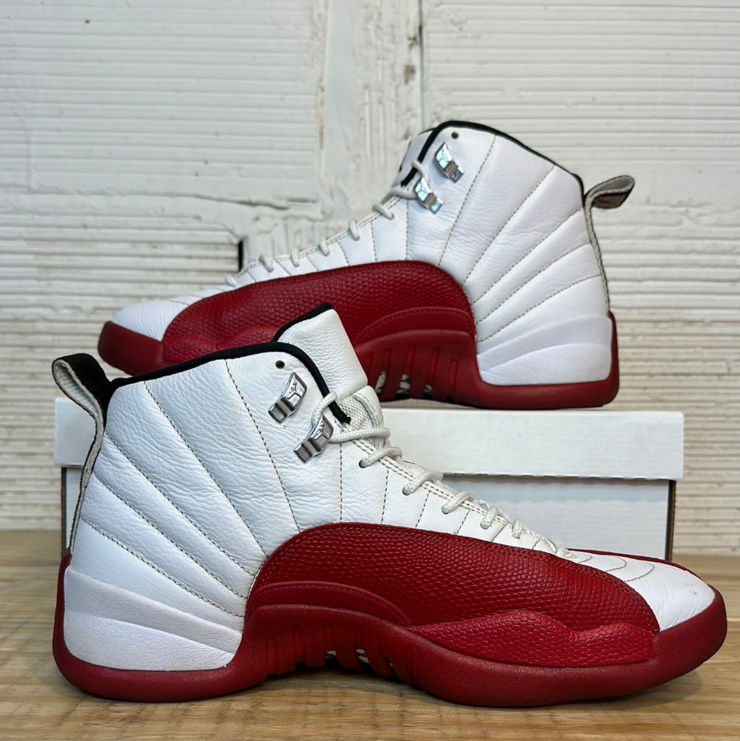 Air Jordan 12 Cherry Sz 12