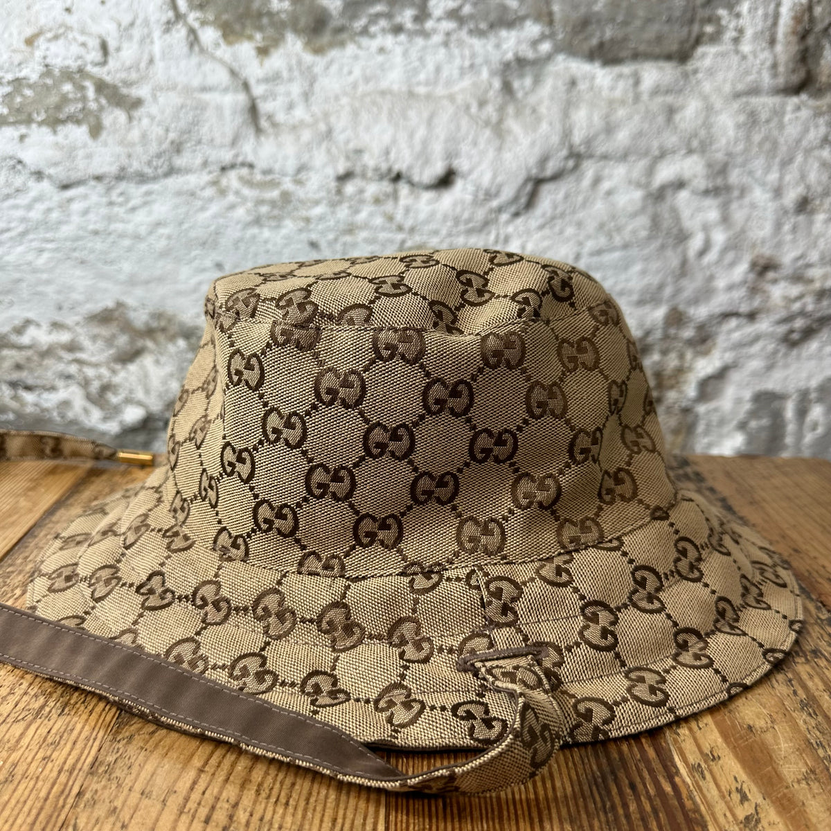 Gucci Reversible GG Monogram Canvas Bucket Hat Sz M