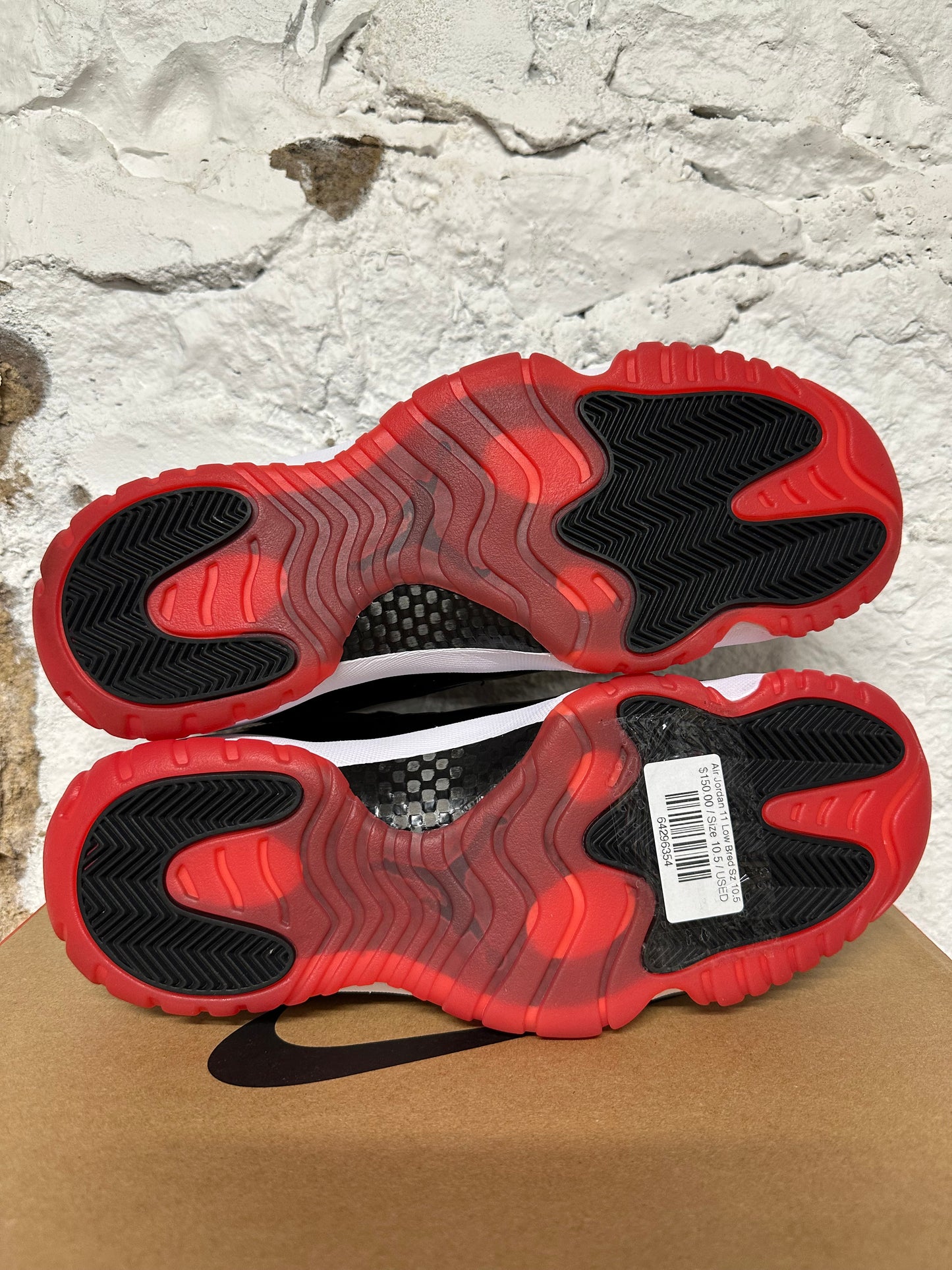 Air Jordan 11 Low Bred Sz 10.5