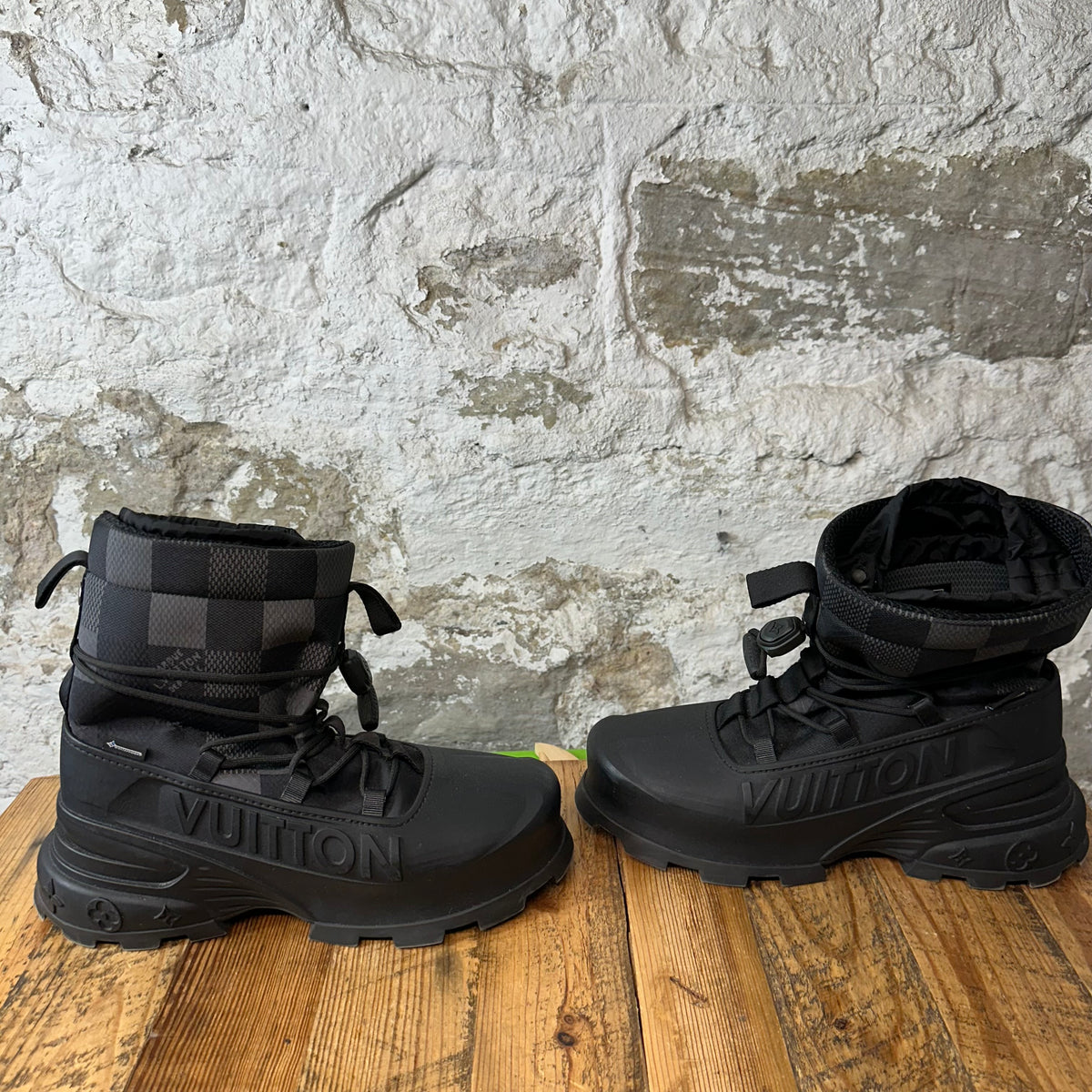 Louis Vuitton Damier Blizzard Combat Boot Sz 10 (8.5LV)