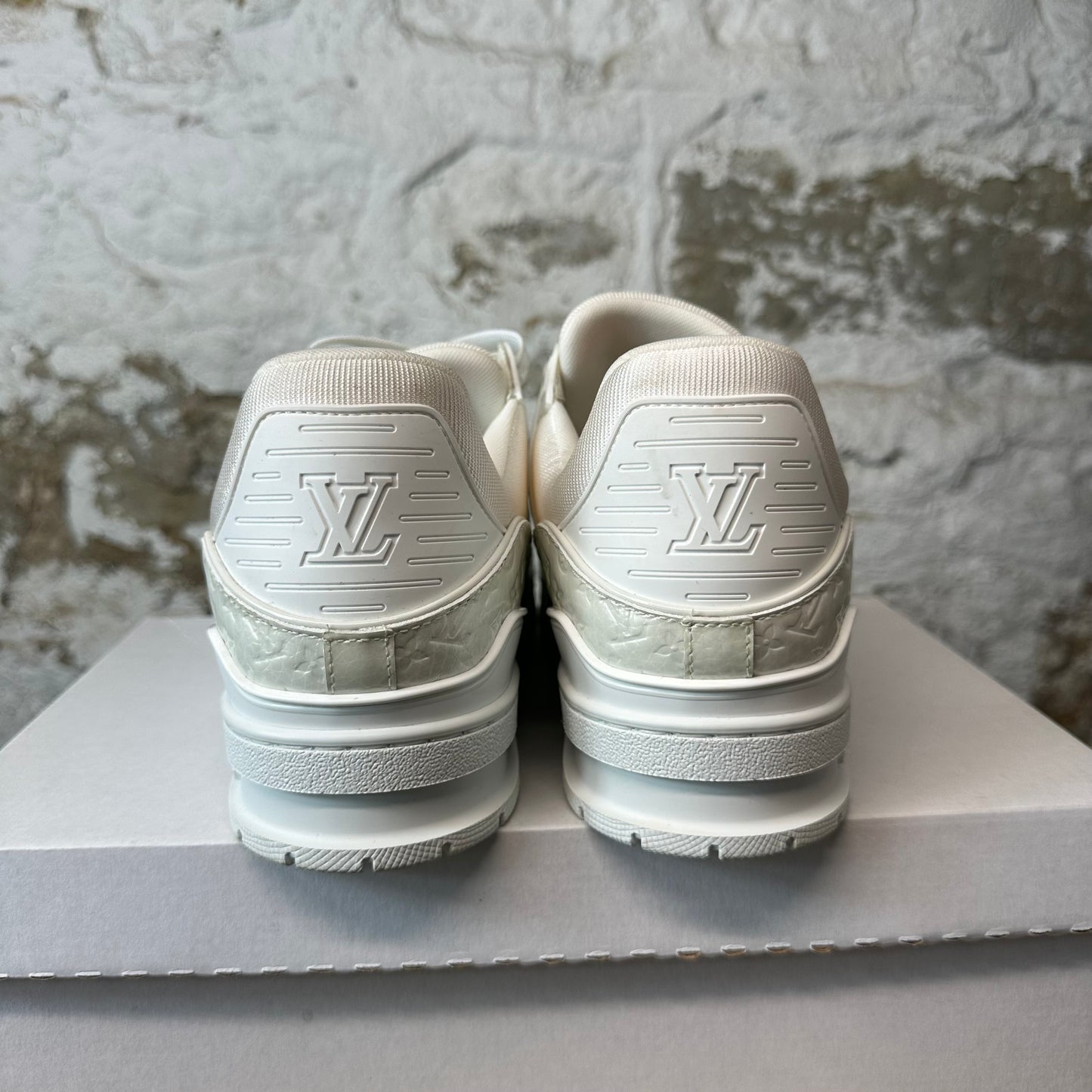 Louis Vuitton White Patent Monogram Trainer Sneaker Sz 11 (9.5LV)