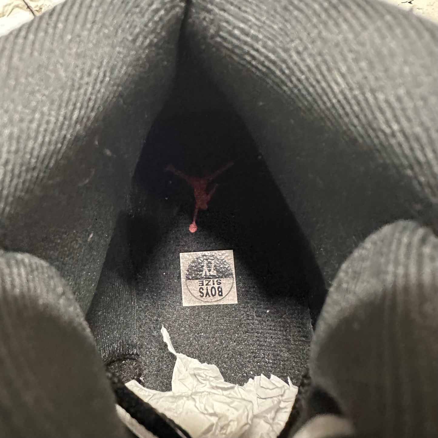 Air Jordan 12 Playoffs (2022) Sz 7Y