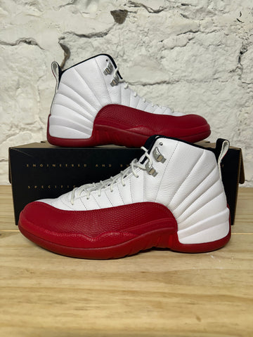 Air Jordan 12 Cherry Sz 10.5