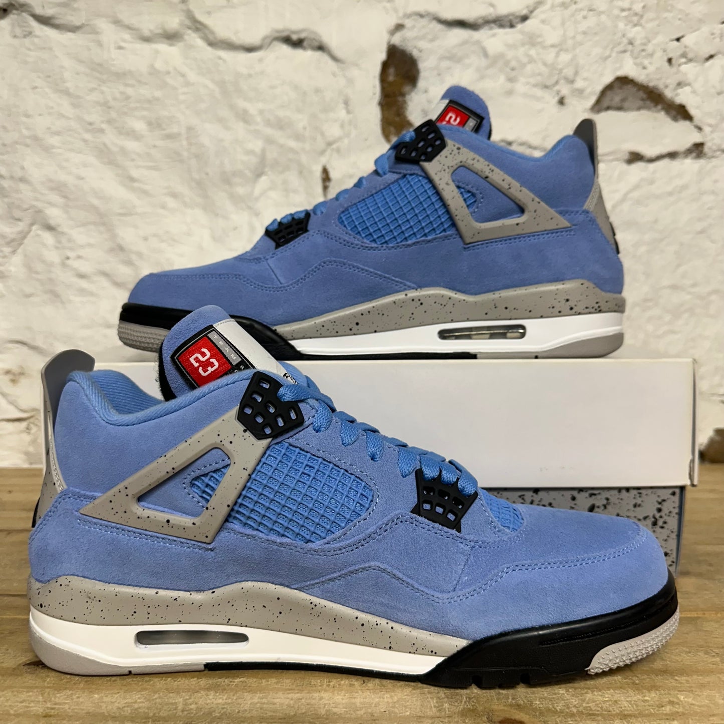 Air Jordan 4 University Blue Sz 10.5 DS