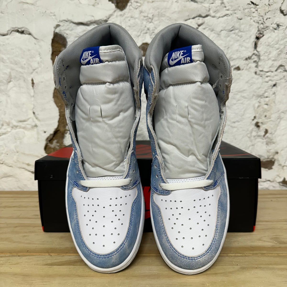 Air Jordan 1 High Hyper Royal Sz 11.5 DS