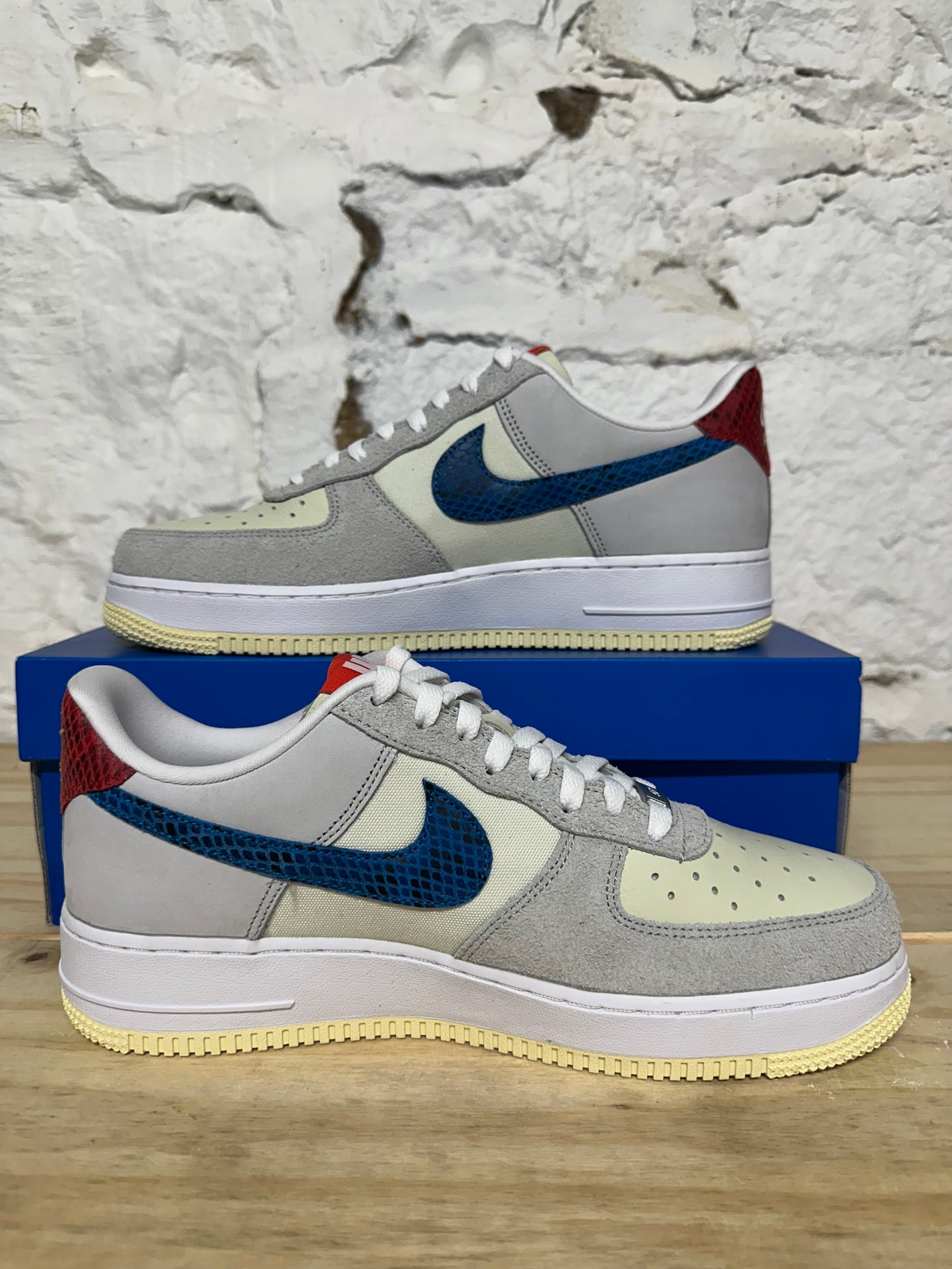 Nike AF1 Undefeated 5 On It Sz 10 DS