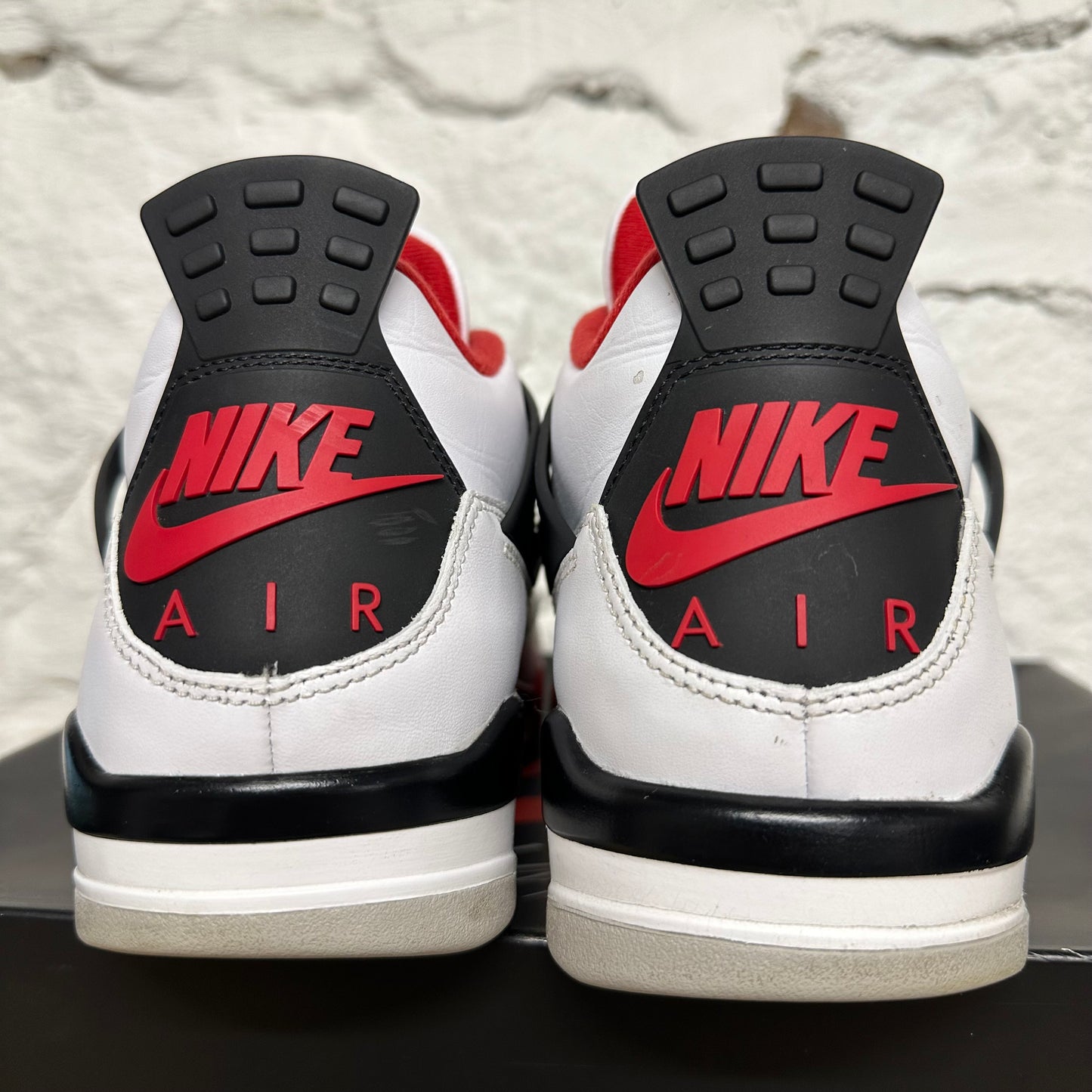 Air Jordan 4 Fire Red (2020) Sz 12