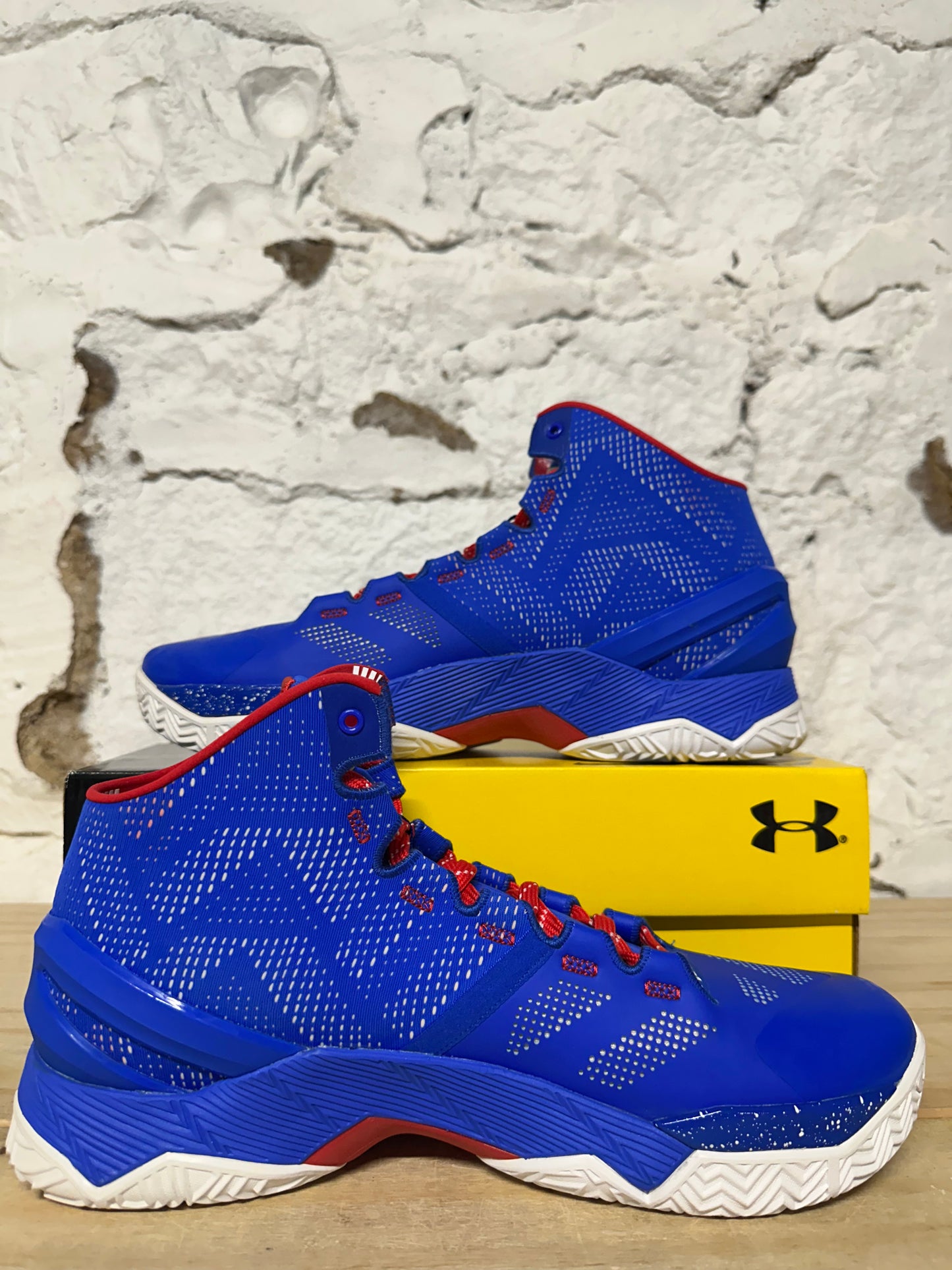 Under Armour Curry 2 Providence Road Sz 10.5 DS